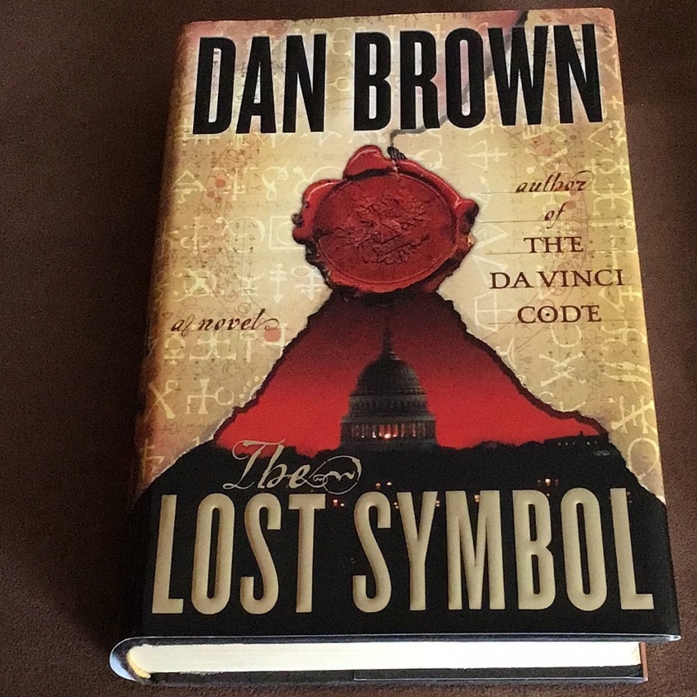 The Lost Symbol hardcover book by Dan Brown